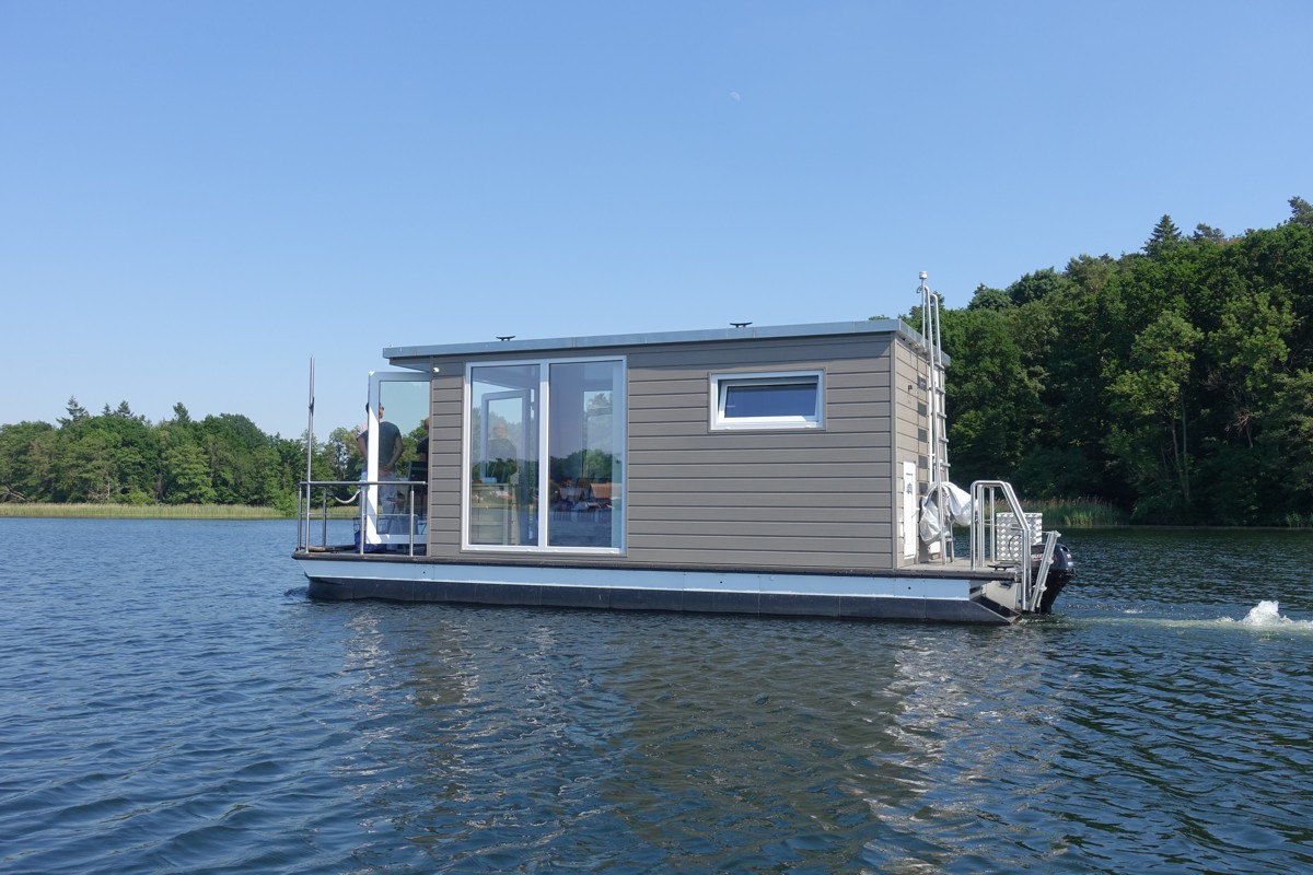 Houseboat Advantages And Disadvantages Houseboat Advantages And Disadvantages